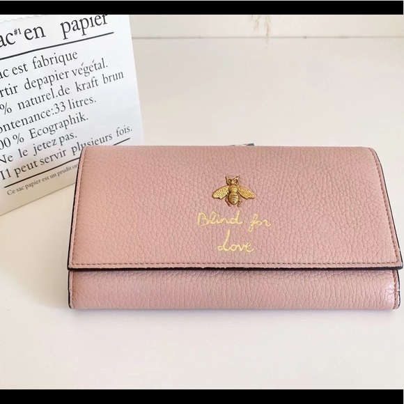 Gucci Handbags - Gucci Animalier Queen Bee Blind For Love Pink Leather Continental Flap Wallet
